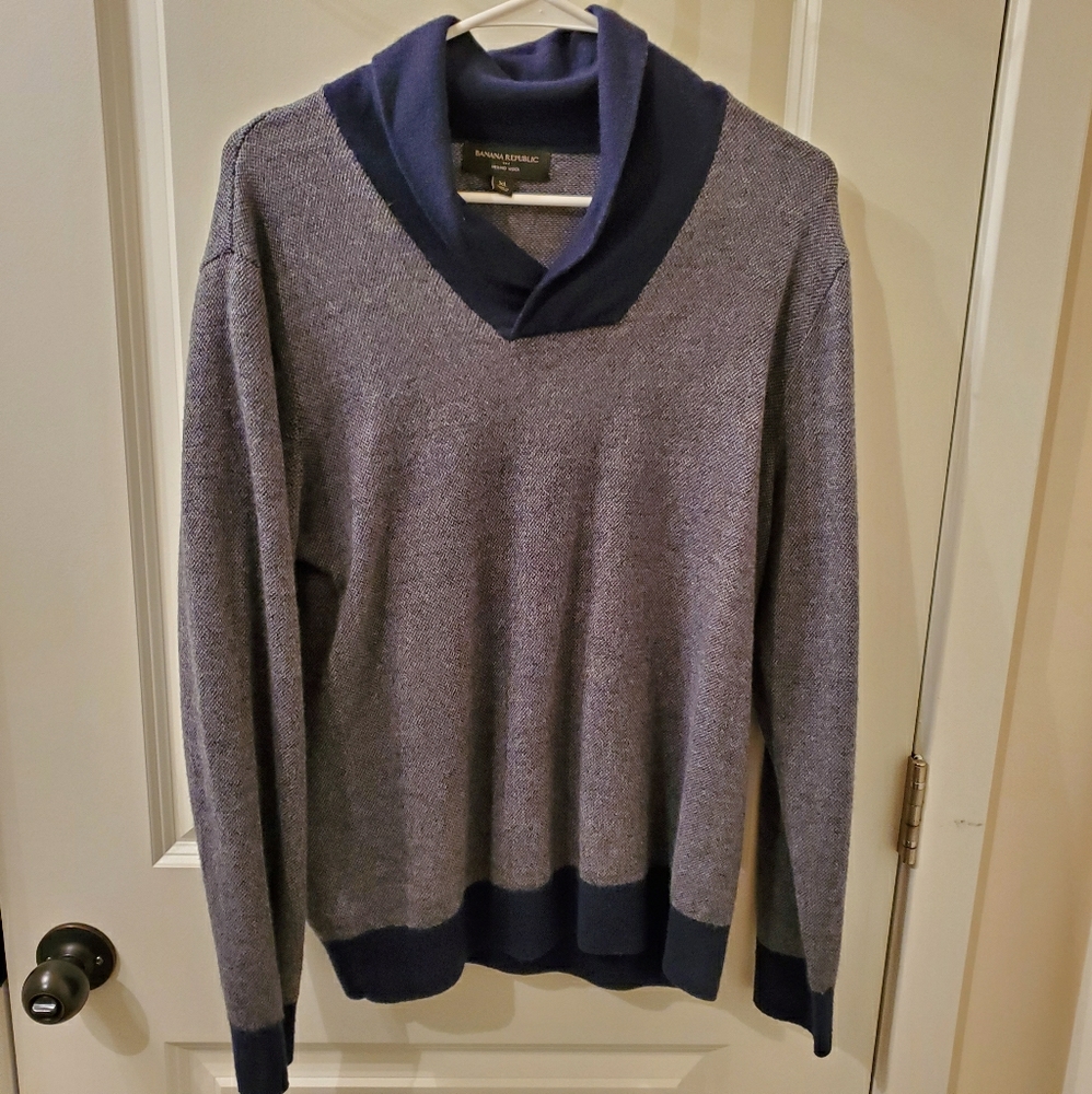 BANANA REPUBLIC LONG SLEEVE